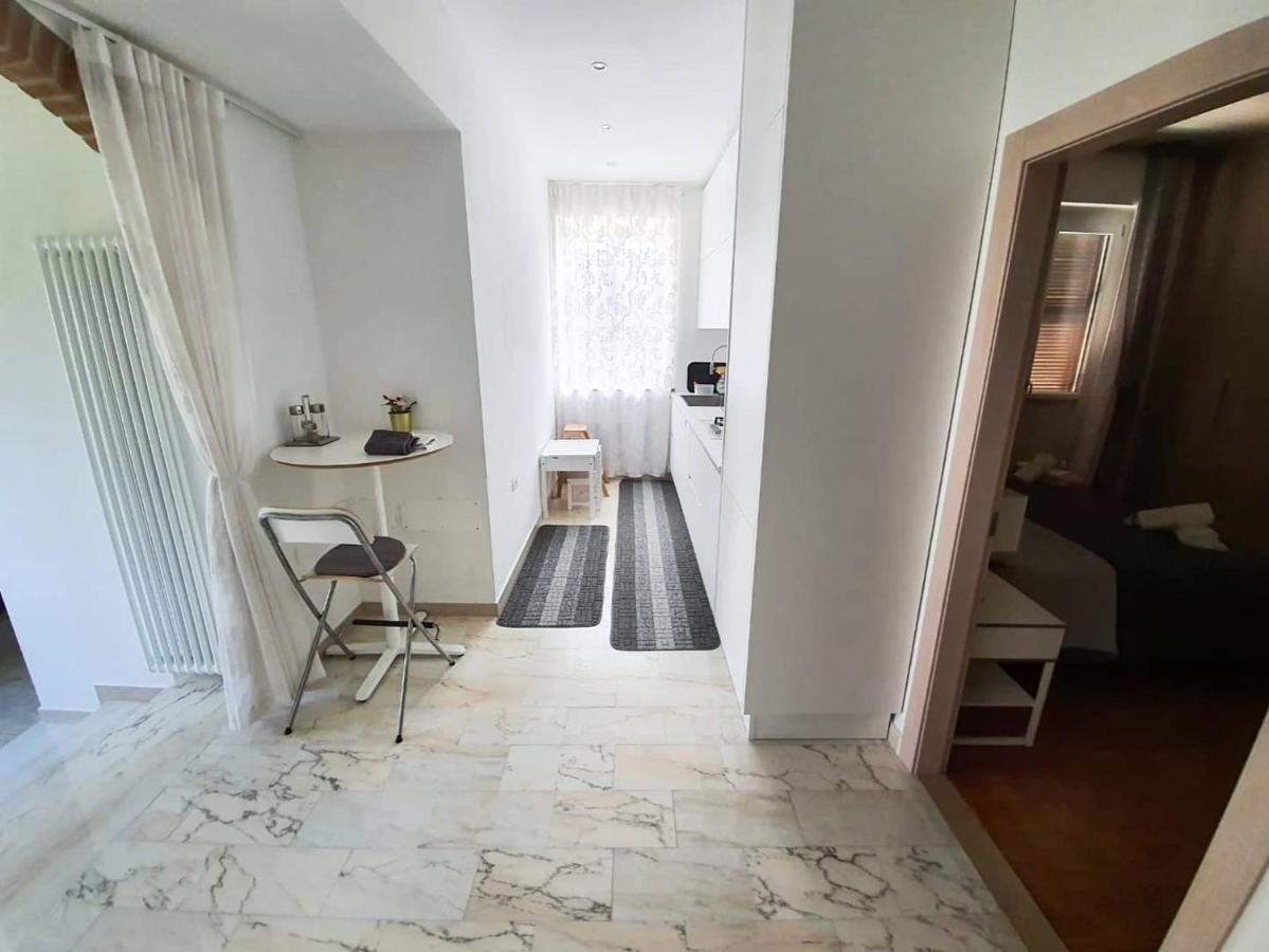 Casa Bella Pensionat Ponti sul Mincio Eksteriør billede