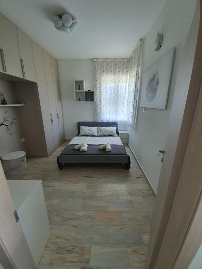 Casa Bella Pensionat Ponti sul Mincio Eksteriør billede